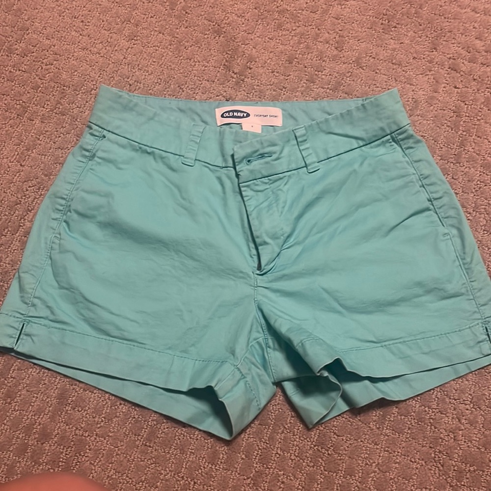 Turquoise every short 💧